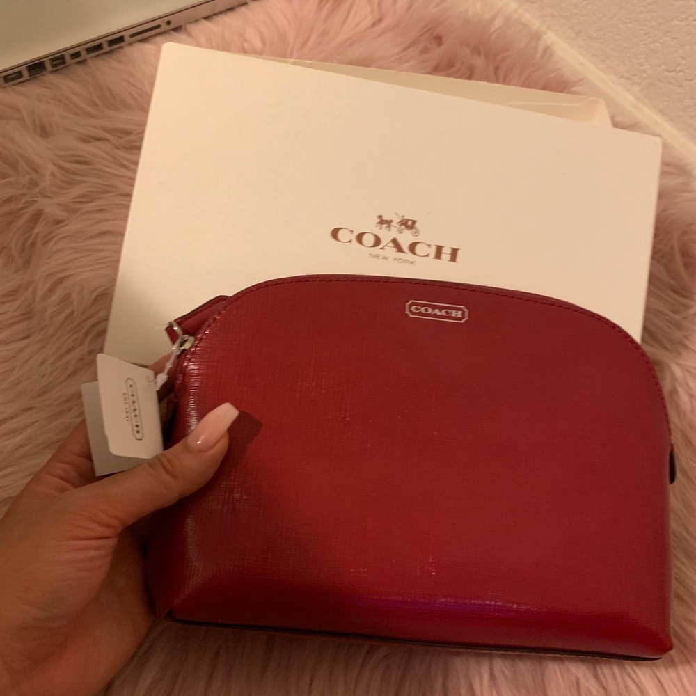 Coach saffiano leather makeup pouch - Picture 4 of 4